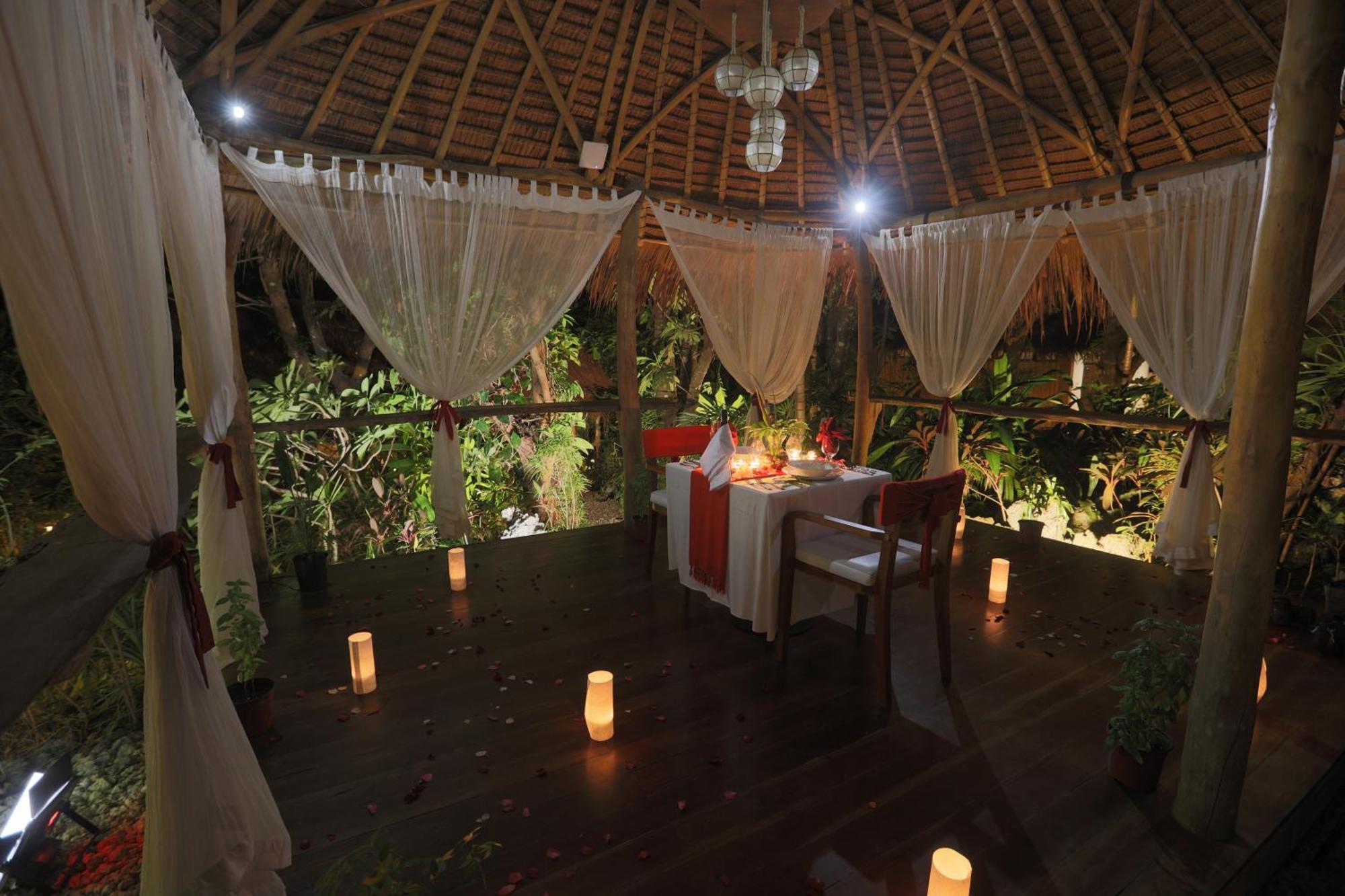 Mandala Spa & Resort Villas Manoc-Manoc Екстериор снимка
