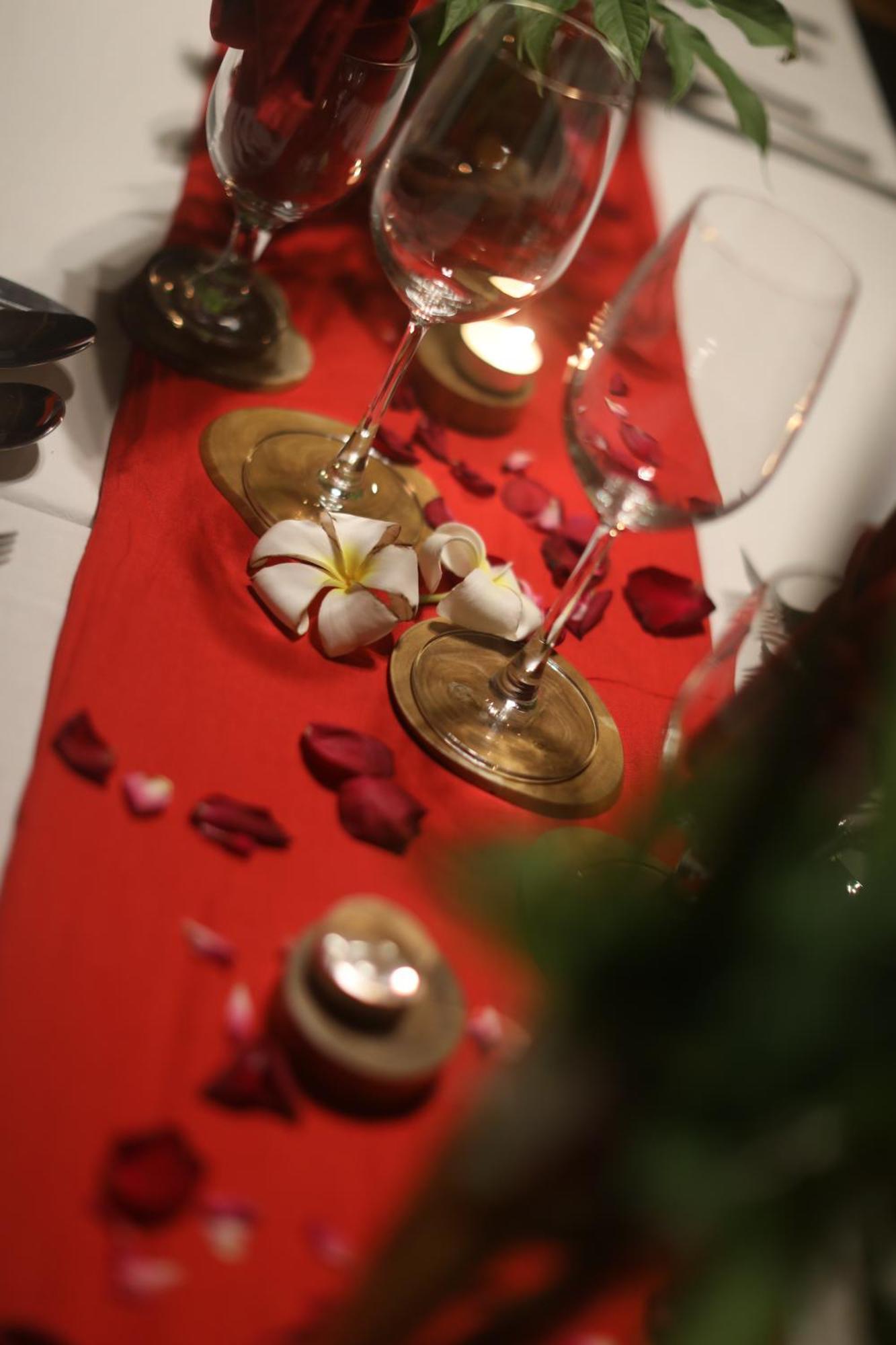 Mandala Spa & Resort Villas Manoc-Manoc Екстериор снимка